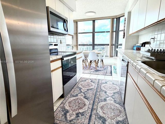 Продажа квартиры #2605 - фото 7413514