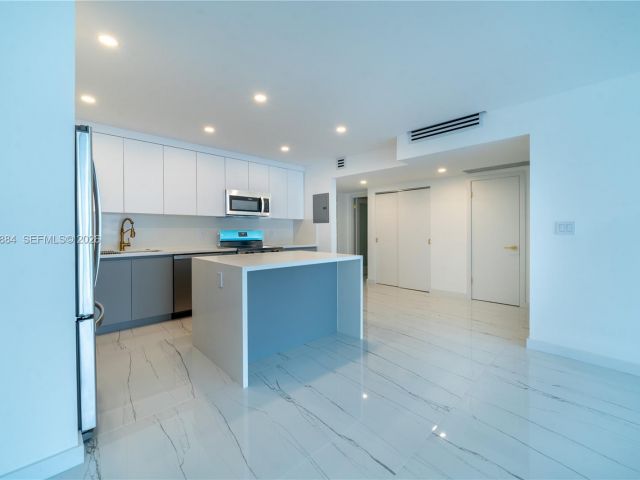 Продажа квартиры #1105 - фото 7492244