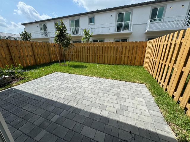 Дом в аренду по адресу 738 SE 13 ct . - фото 7517299