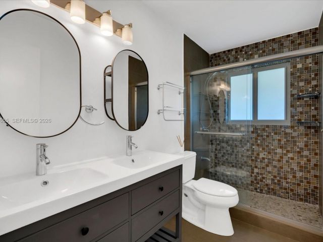 Продажа дома по адресу 8100 SW 92nd Ct - фото 7464459