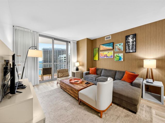 Продажа квартиры #3703 - фото 7415104