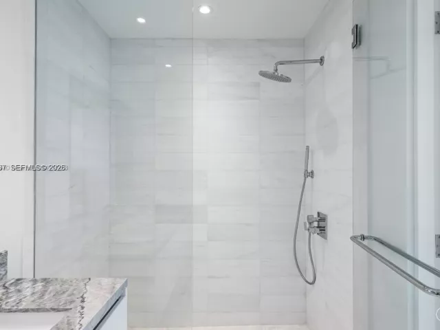 Продажа квартиры #804 - фото 7417036