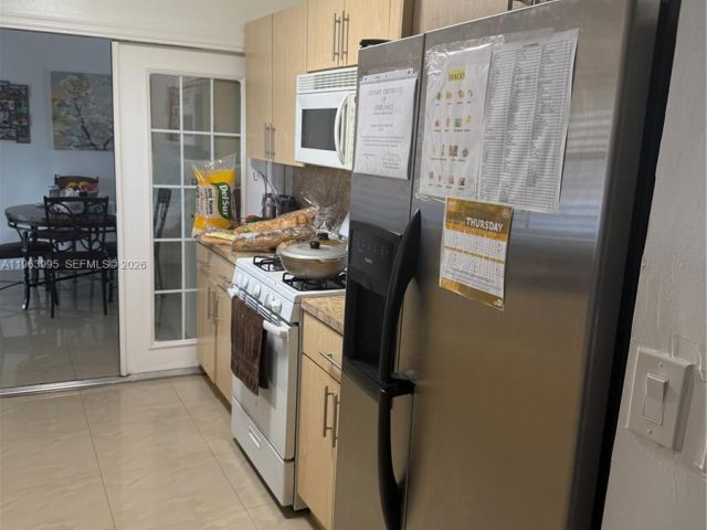 Продажа дома по адресу 7825 SW 127th Ct - фото 7439441