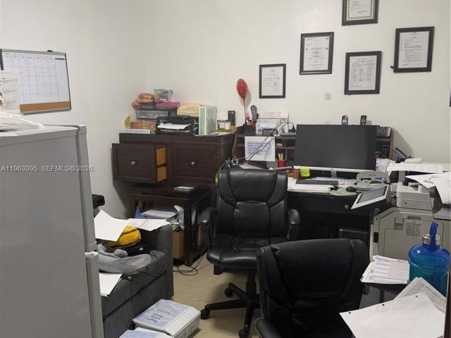 Продажа дома по адресу 7825 SW 127th Ct - фото 7439445