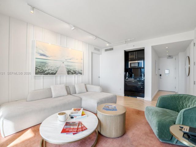 Продажа квартиры #1010 - фото 7414841