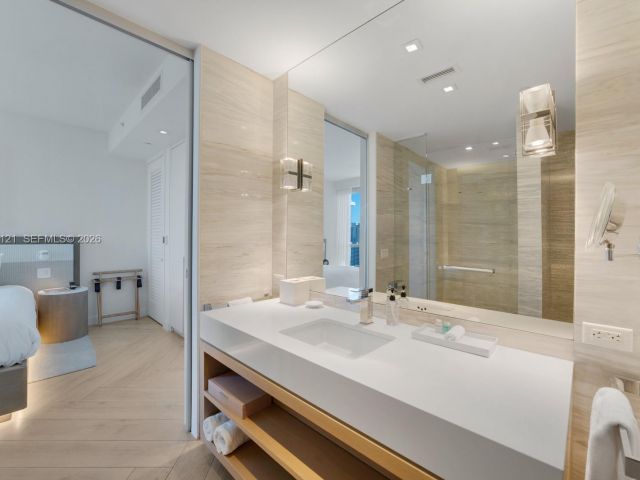 Продажа квартиры #1010 - фото 7414843