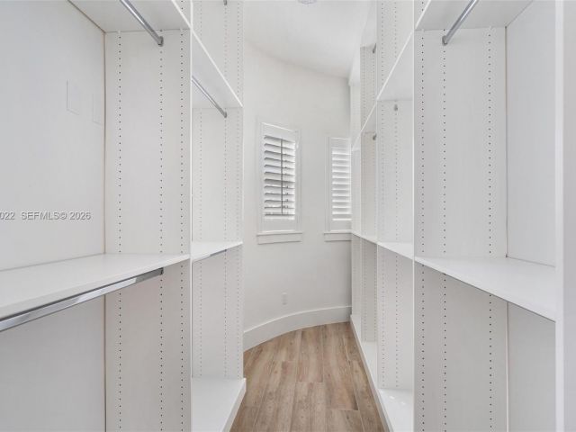 Дом в аренду по адресу 1757 NE 9th St - фото 7482641