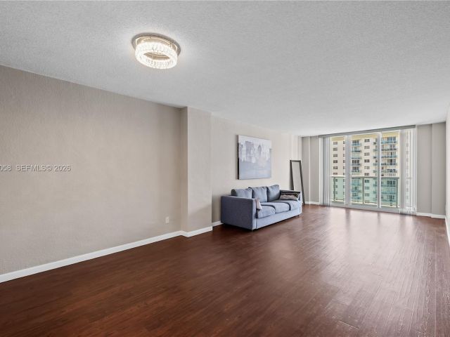 Продажа квартиры #1107 - фото 7447614