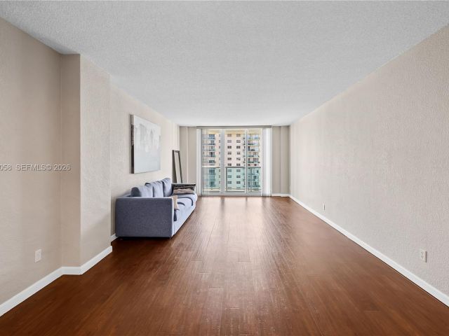 Продажа квартиры #1107 - фото 7447615