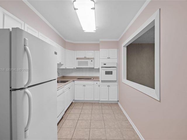 Продажа квартиры #1107 - фото 7447624