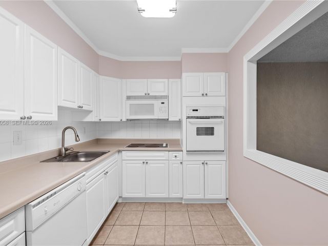 Продажа квартиры #1107 - фото 7447625