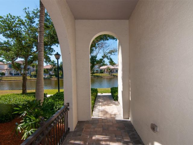 Дом в аренду по адресу 4357 Cascada Cir 4357 - фото 7451027