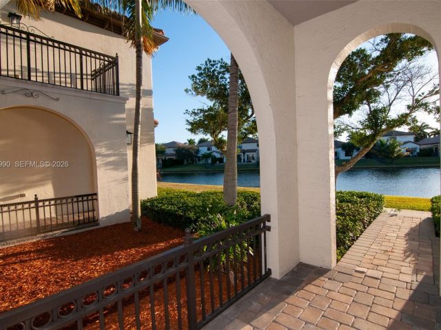 Дом в аренду по адресу 4357 Cascada Cir 4357 - фото 7451028