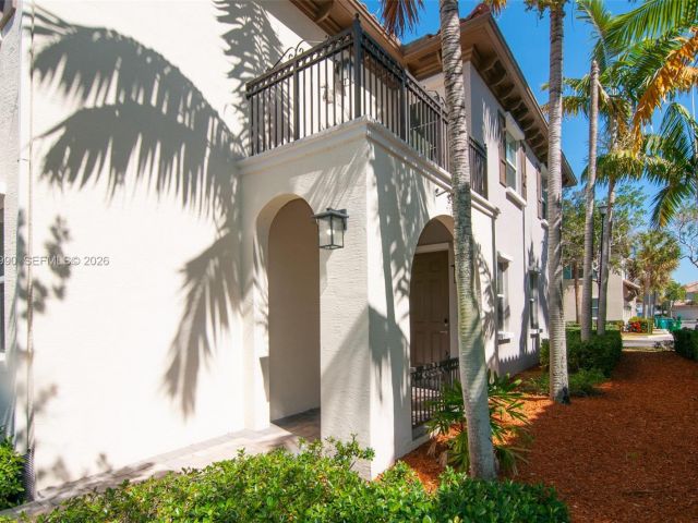 Дом в аренду по адресу 4357 Cascada Cir 4357 - фото 7451029