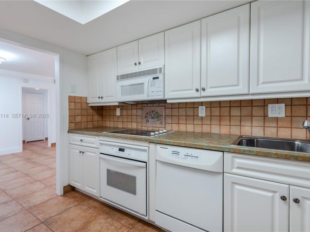 Продажа квартиры #310 - фото 7418862