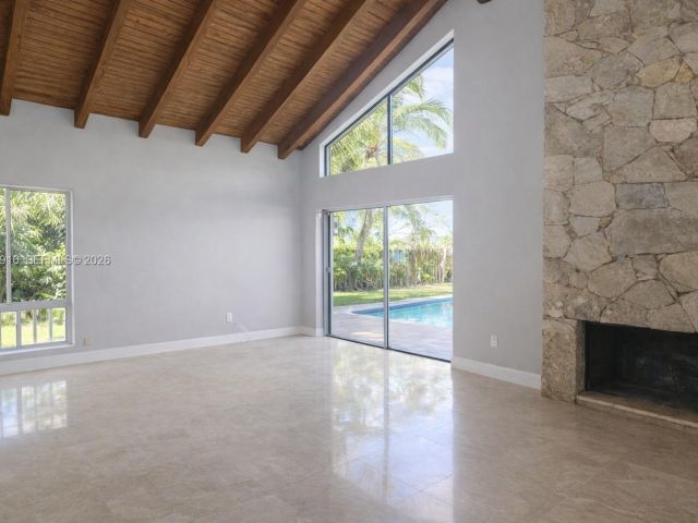 Продажа дома по адресу 13505 SW 104th Ter - фото 7463849