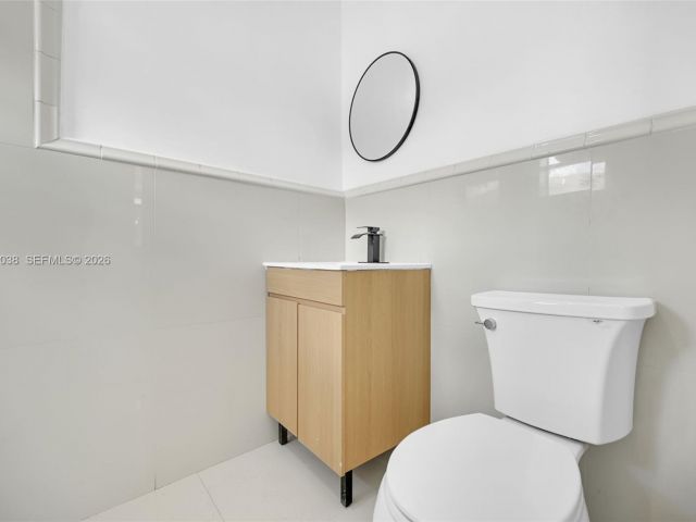 Дом в аренду по адресу 1393 NW 102nd St 1393 - фото 7515074