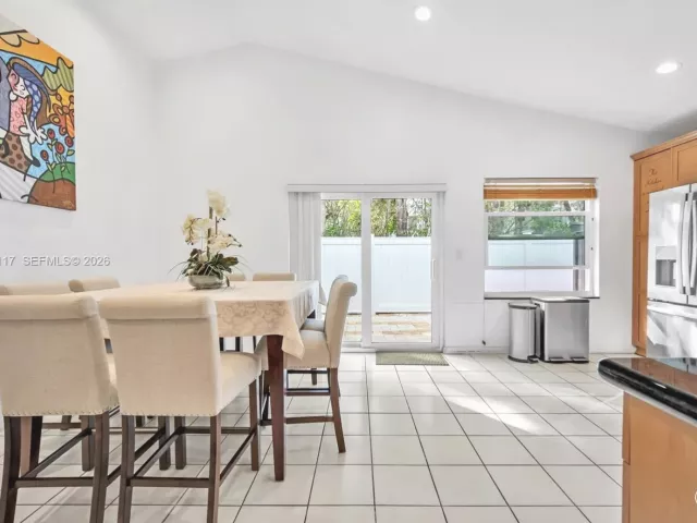 Продажа дома по адресу 10337 Coventry Ct - фото 7434279