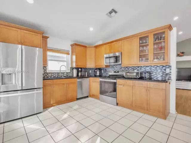 Продажа дома по адресу 10337 Coventry Ct - фото 7434281