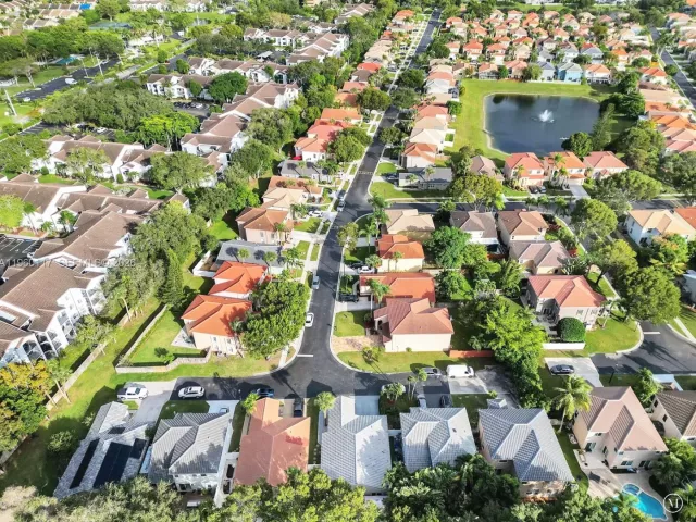 Продажа дома по адресу 10337 Coventry Ct - фото 7434269