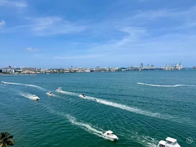 Продажа квартиры # - фото 7423818