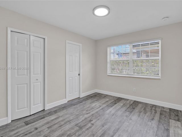 Продажа дома по адресу 2309 SW 62nd Ave - фото 7439595