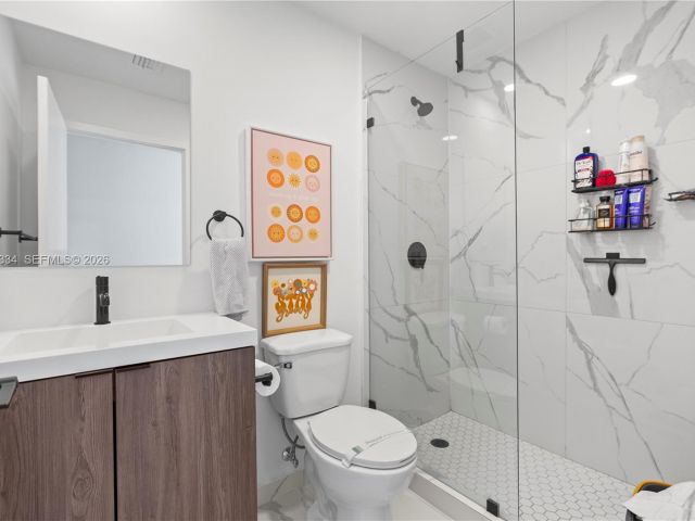 Дом в аренду по адресу 14595 SW 261st St 14595 - фото 7421901