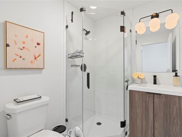 Дом в аренду по адресу 14595 SW 261st St 14595 - фото 7421907