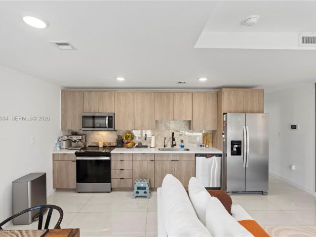 Дом в аренду по адресу 14595 SW 261st St 14595 - фото 7421913