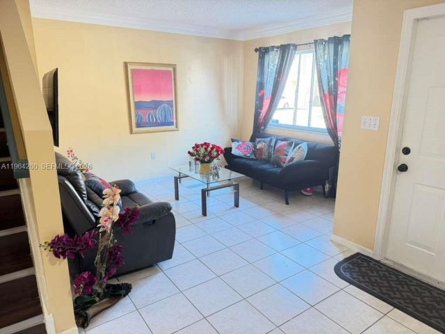 Продажа дома по адресу 14012 SW 179th St - фото 7444905