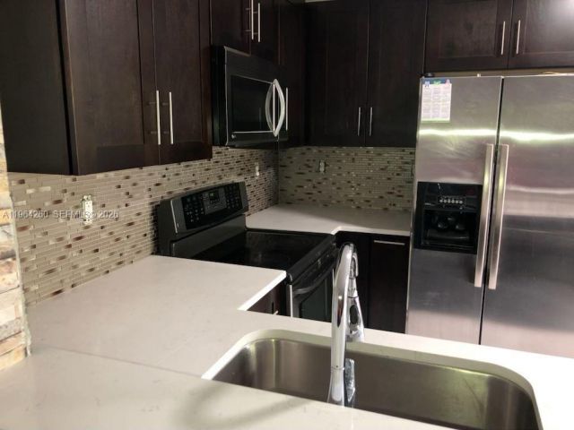 Продажа дома по адресу 14012 SW 179th St - фото 7444906