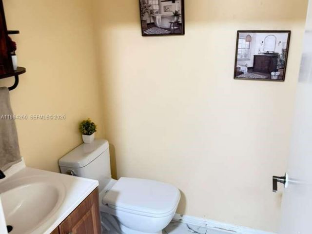 Продажа дома по адресу 14012 SW 179th St - фото 7444915