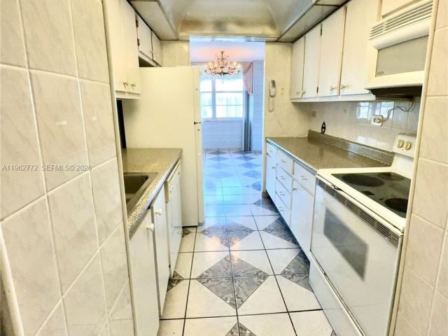 Продажа квартиры #1715 - фото 7498002