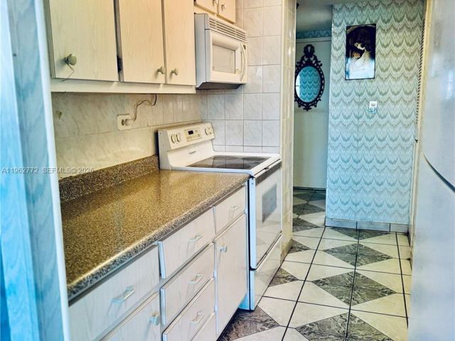 Продажа квартиры #1715 - фото 7498003