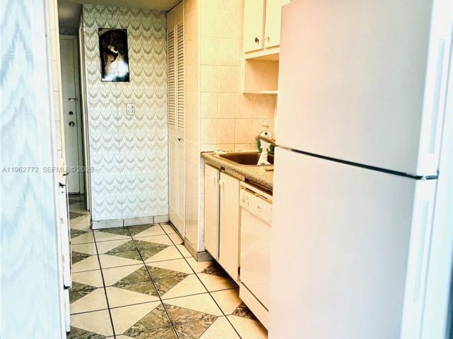 Продажа квартиры #1715 - фото 7498004