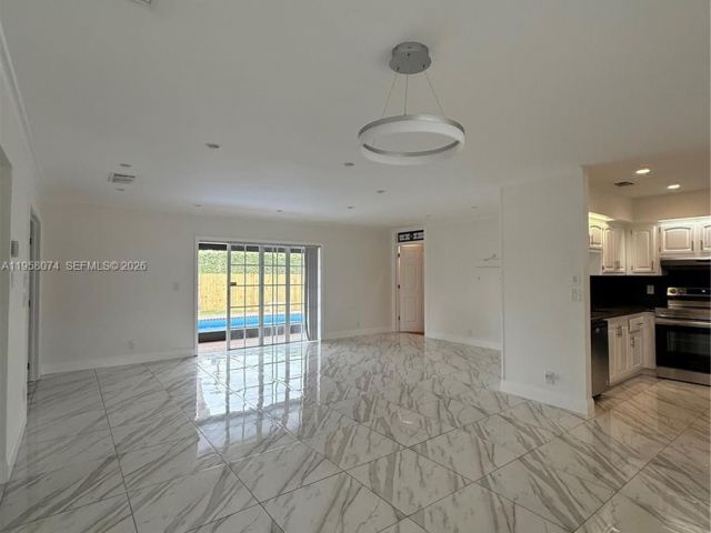 Дом в аренду по адресу 19253 Carolina Cir - фото 7421825