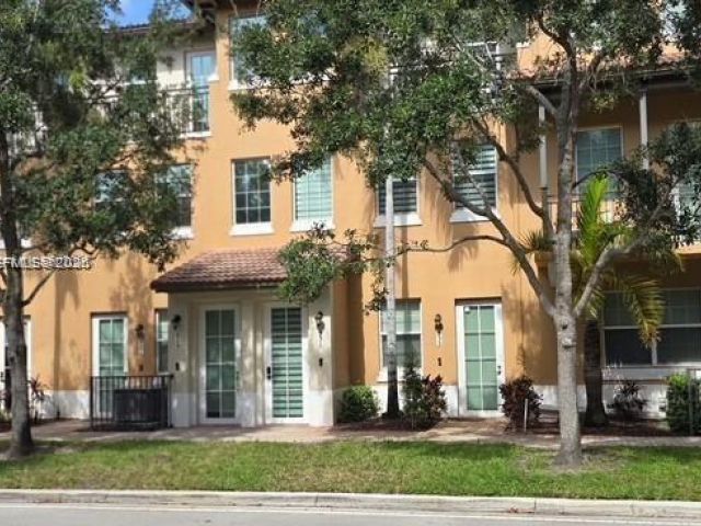 Дом в аренду по адресу 819 SW 147th Ave 1405 - фото 7516945