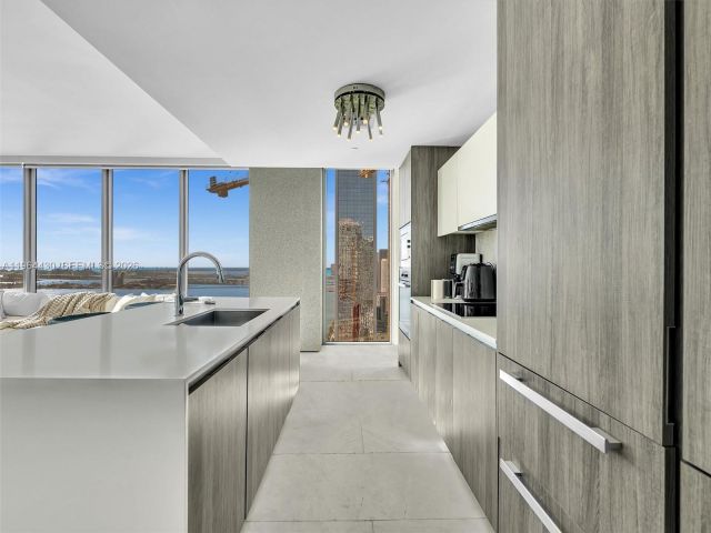 Продажа квартиры #3307 - фото 7426073