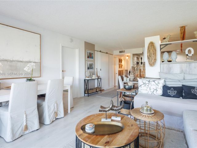 Продажа квартиры #302 - фото 7426068