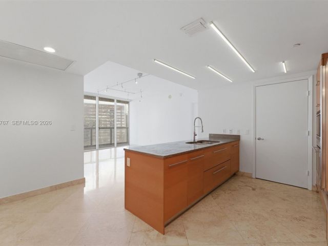 Продажа квартиры #3513 - фото 7438990