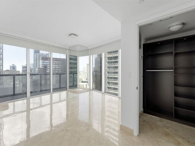 Продажа квартиры #3513 - фото 7438998