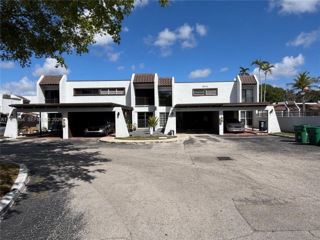 Дом в аренду по адресу 6512 KENDALE LAKES DR 903 - фото 7517227