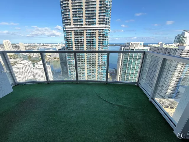 Продажа квартиры #4003 - фото 7421576