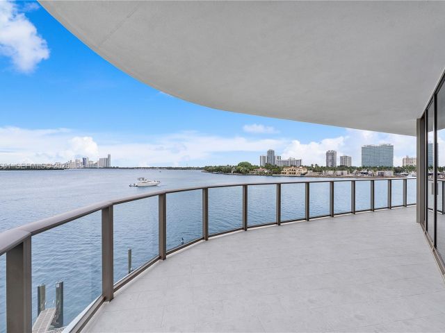 Продажа дома по адресу 1135 103rd St #401 - фото 7425937