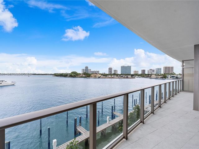 Продажа дома по адресу 1135 103rd St #401 - фото 7425941