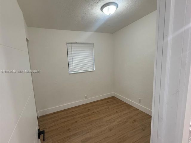 Дом в аренду по адресу 2169 NW 80th St 2169 - фото 7517109