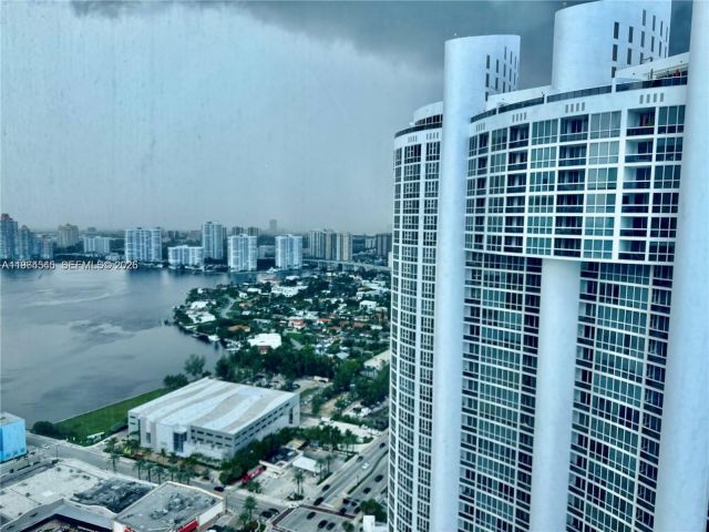 Квартира в аренду номер5208 - фото 7426313