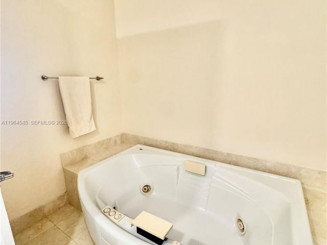 Квартира в аренду номер5208 - фото 7426321