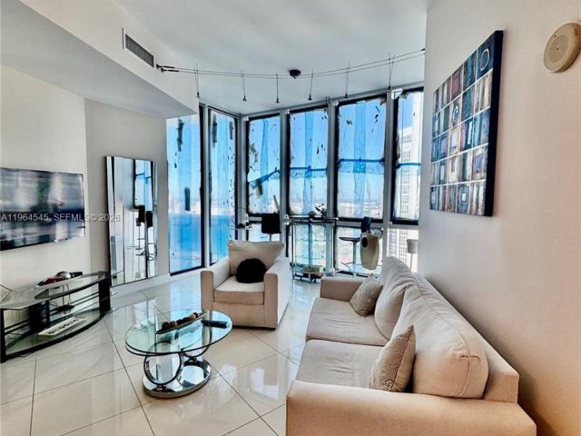 Квартира в аренду номер5208 - фото 7426326