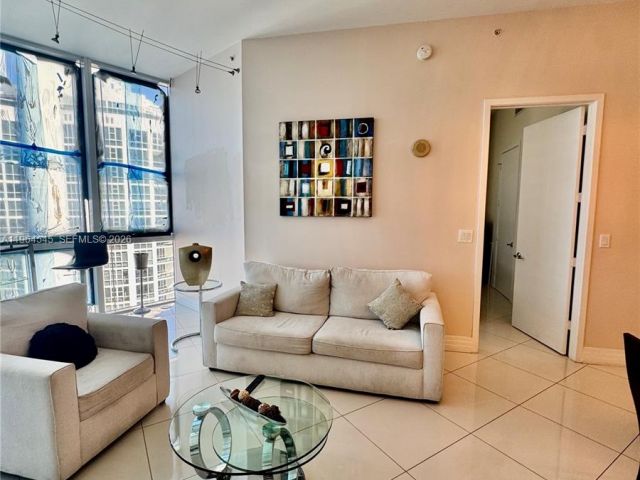 Квартира в аренду номер5208 - фото 7426327